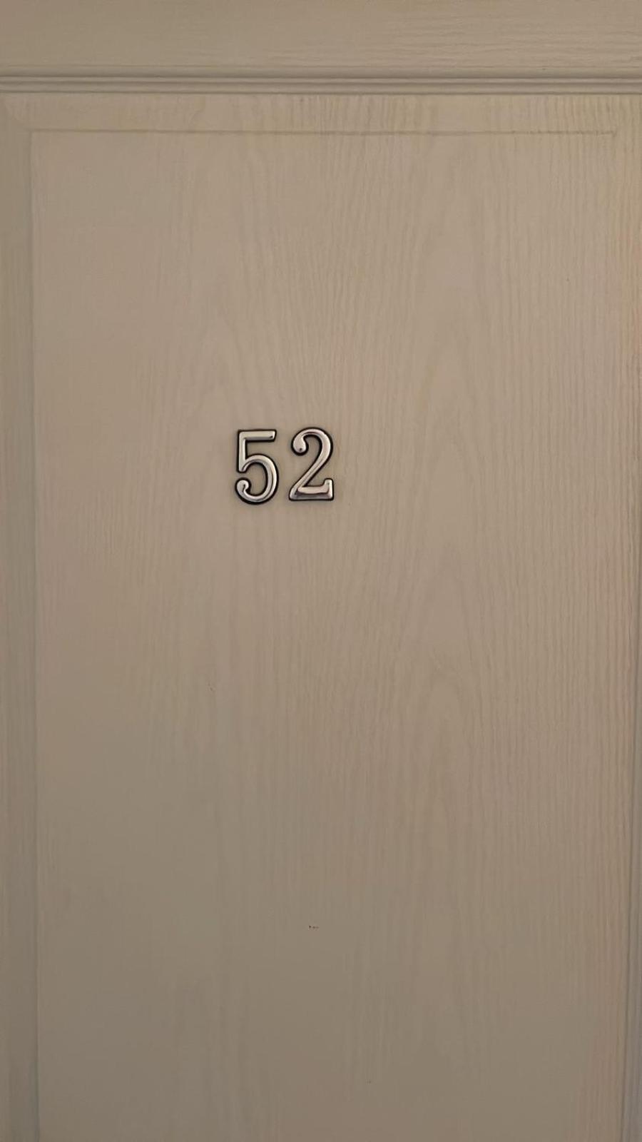 Commercial Apartament Ateny